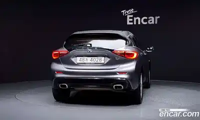 Infiniti Q30 2019 2.0 гидро в Москве № 244795, миниатюра 4