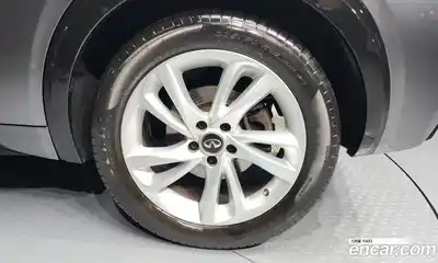 Infiniti Q30 2019 2.0 гидро в Москве № 244795, миниатюра 5