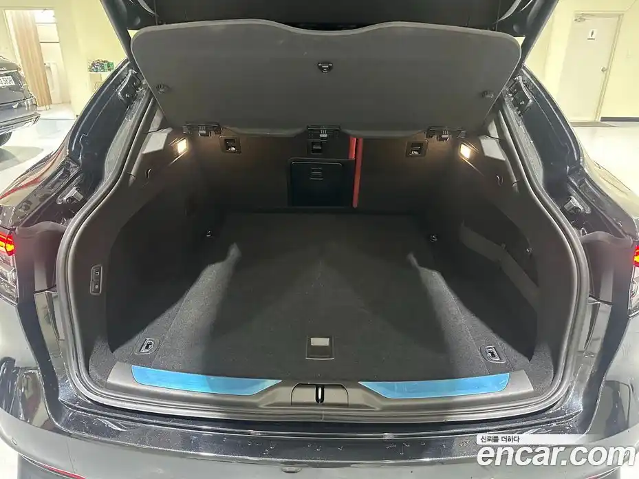 Maserati Levante 2023 3.0 гидро в Москве № 255963, фото 17