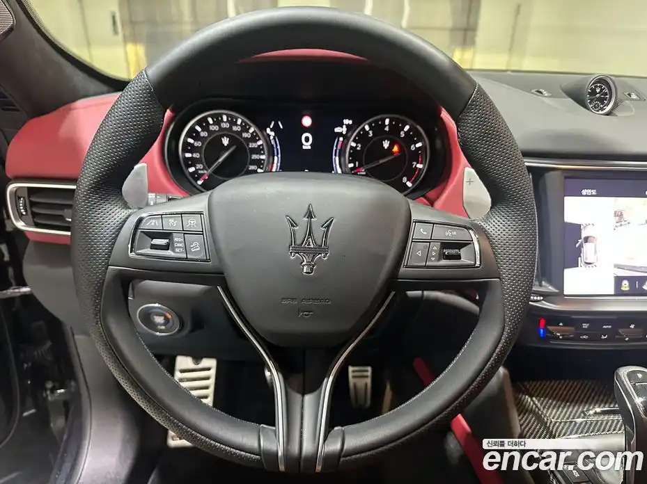 Maserati Levante 2023 3.0 гидро в Москве № 255963, фото 7