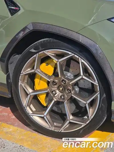 Lamborghini Urus 2025 4.0 гидро в Москве № 256317, миниатюра 6