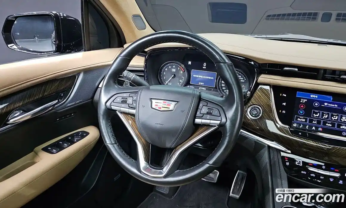 Cadillac XT6 2022 3.6 гидро в Москве № 256453, фото 13