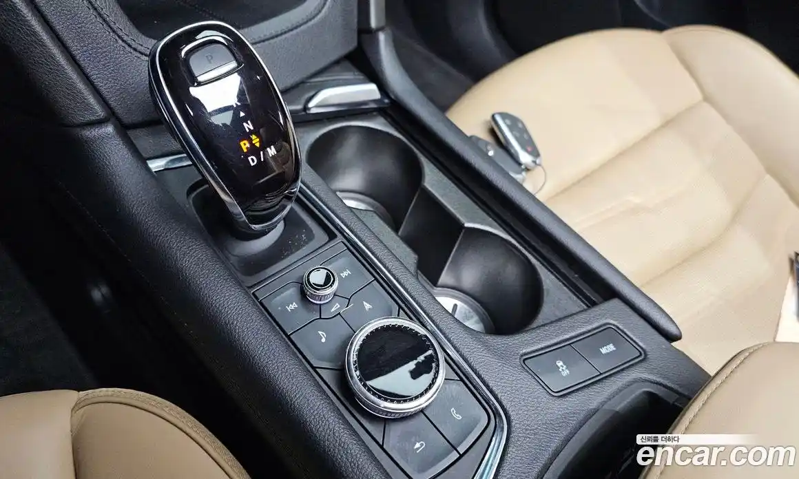 Cadillac XT6 2022 3.6 гидро в Москве № 256453, фото 9
