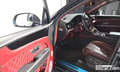 Bentley Bentayga 2022 4.0 гидро в Москве № 256684, миниатюра 10