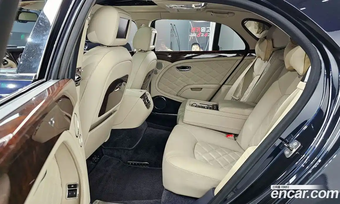 Bentley Mulsanne 2013 6.8 гидро в Москве № 256694, фото 13