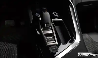 Peugeot 3008 2019 1.5 гидро в Москве № 257972, миниатюра 9