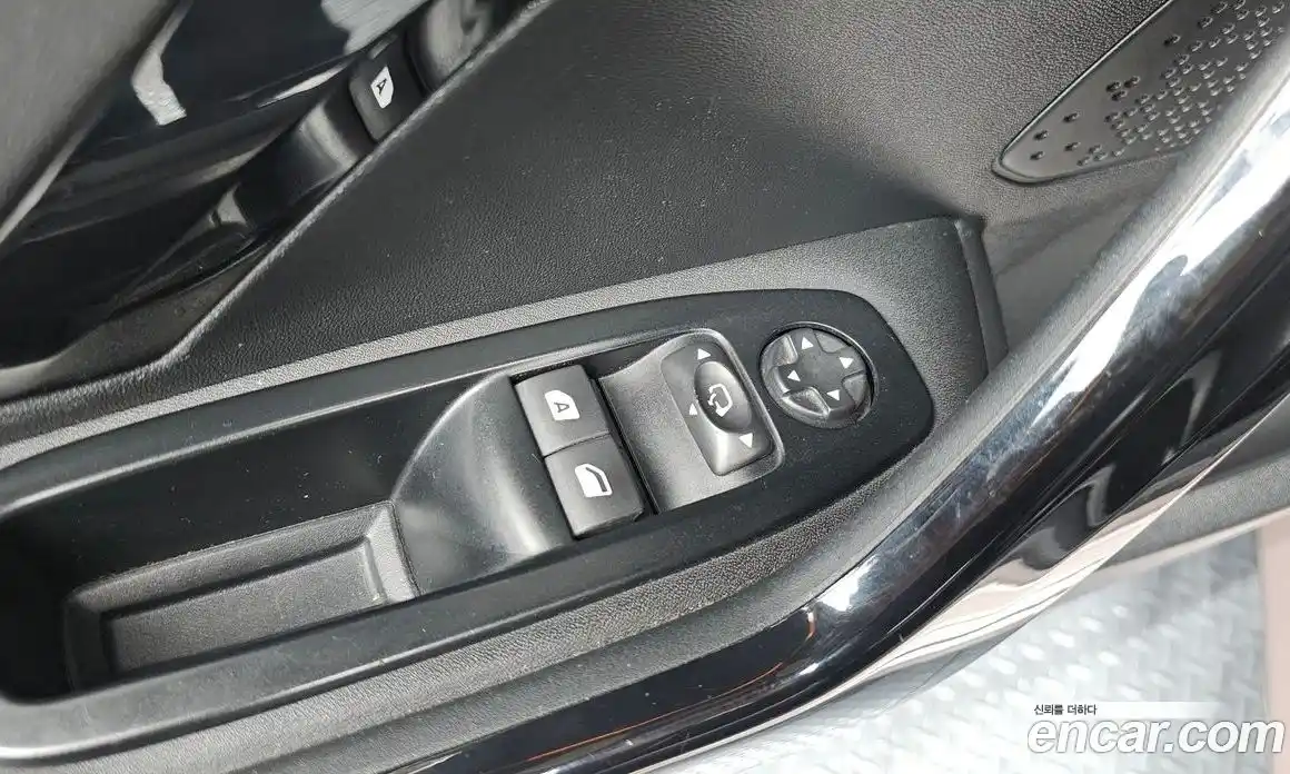 Peugeot 208 2013 1.6 гидро в Москве № 259410, фото 13