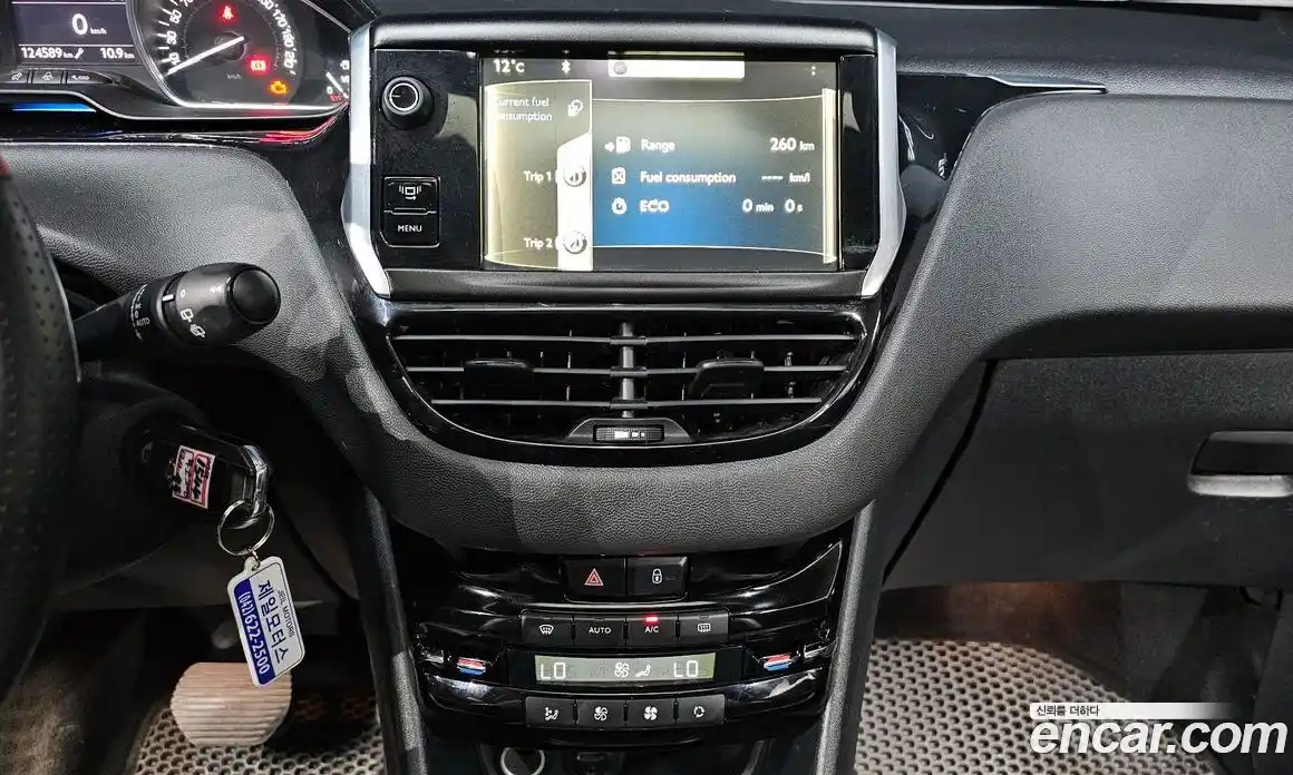 Peugeot 208 2013 1.6 гидро в Москве № 259410, фото 16