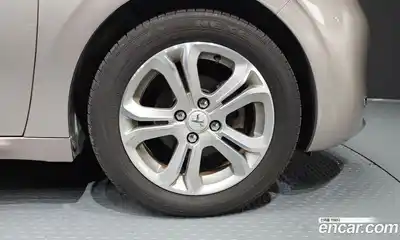 Peugeot 208 2013 1.6 гидро в Москве № 259410, миниатюра 5