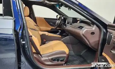 Lexus ES 2021 2.5 гидро в Москве № 275601, миниатюра 11