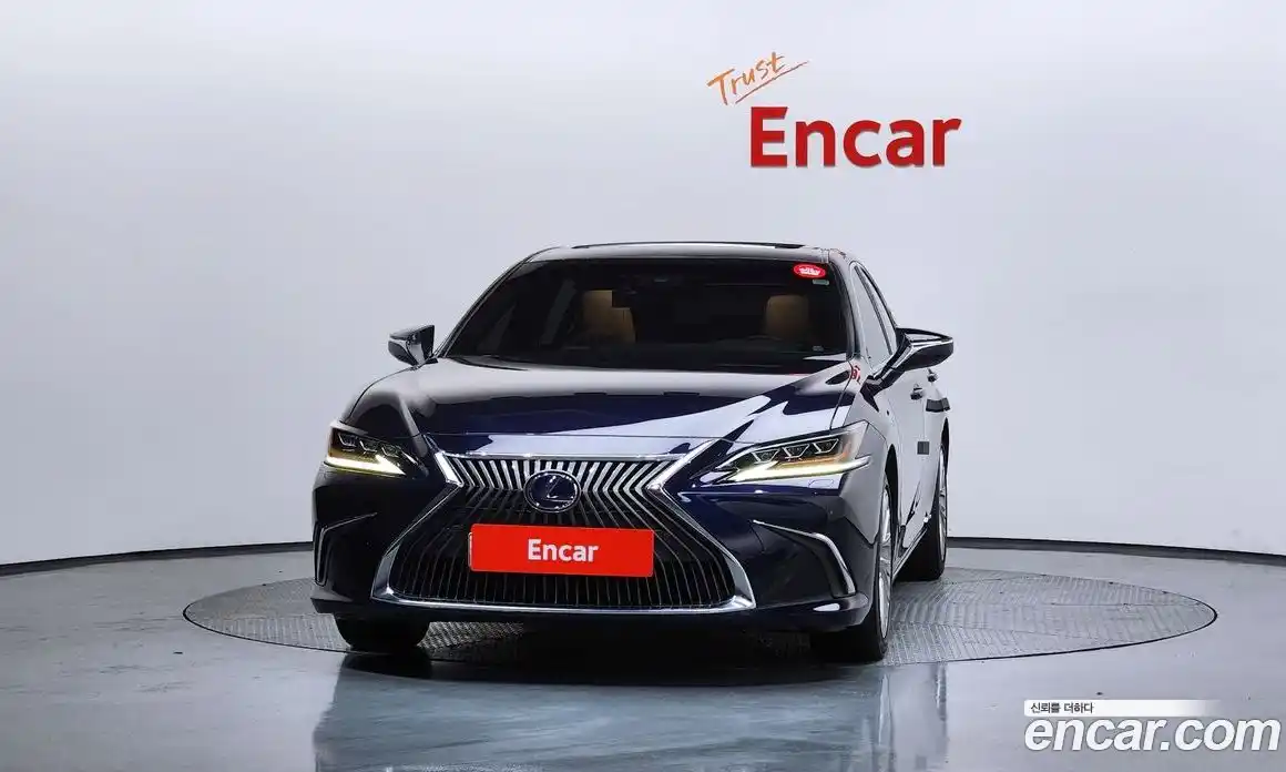 Lexus ES 2021 2.5 гидро в Москве № 275601, фото 3