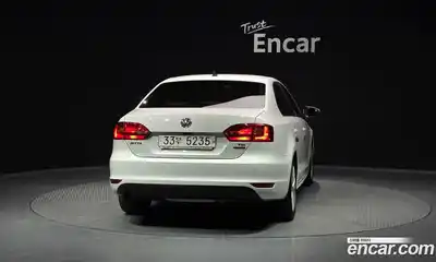 Volkswagen Jetta 2014 1.6 гидро в Москве № 277075, миниатюра 4