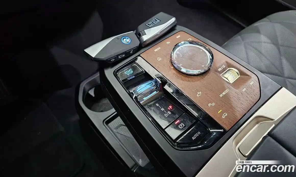 BMW iX 2023 0.3 гидро в Москве № 280039, фото 9