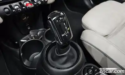 Mini Cooper 2020 2.0 гидро в Москве № 299394, миниатюра 9