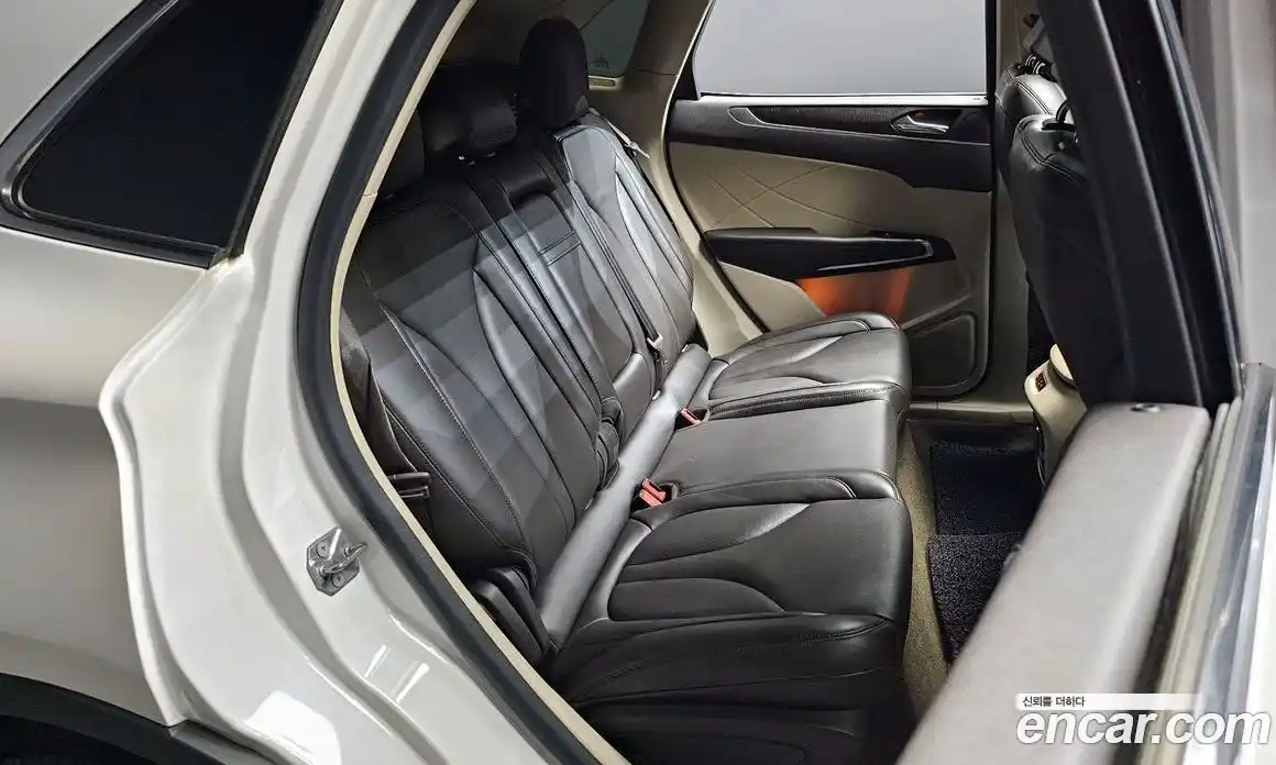Lincoln MKC 2019 2.0 гидро в Москве № 304119, фото 12