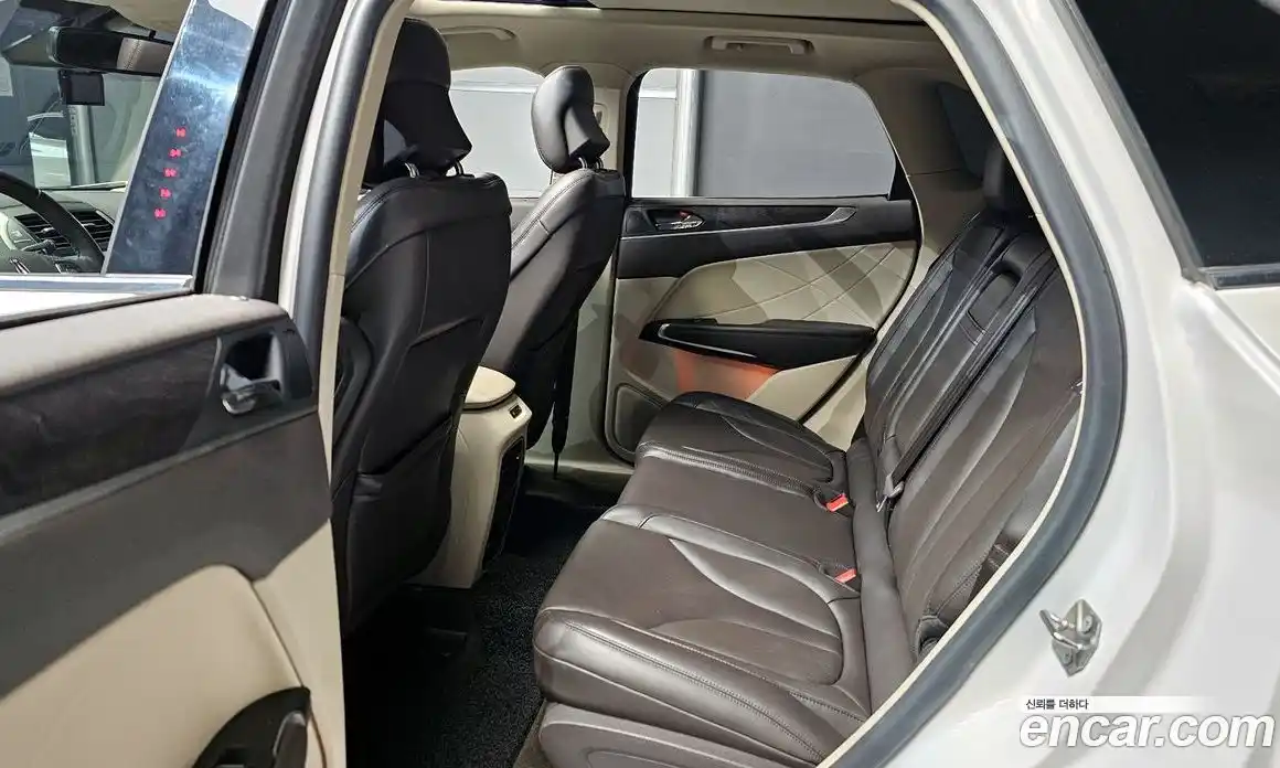 Lincoln MKC 2019 2.0 гидро в Москве № 304119, фото 13