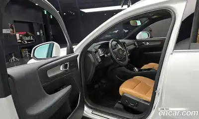 Volvo XC40 2021 2.0 гидро в Москве № 312647, миниатюра 10