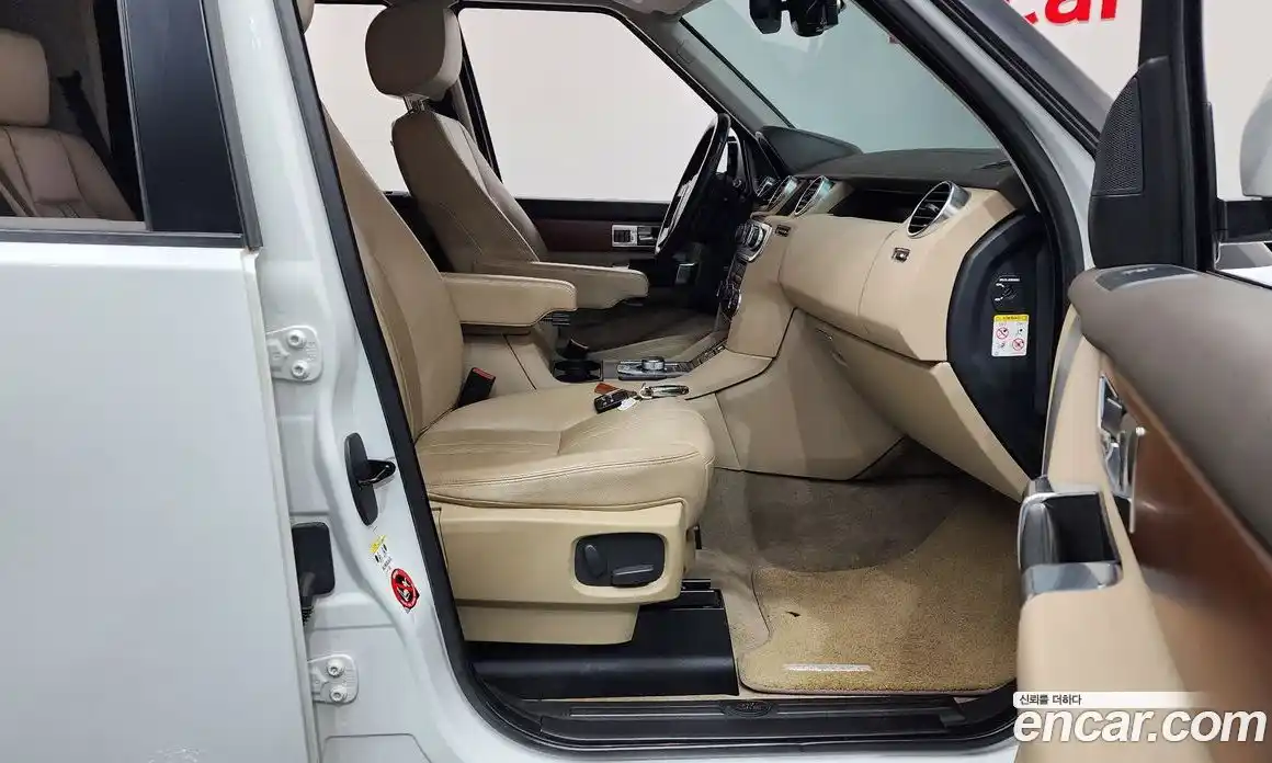 Land Rover Discovery 2016 3.0 гидро в Москве № 315946, фото 11