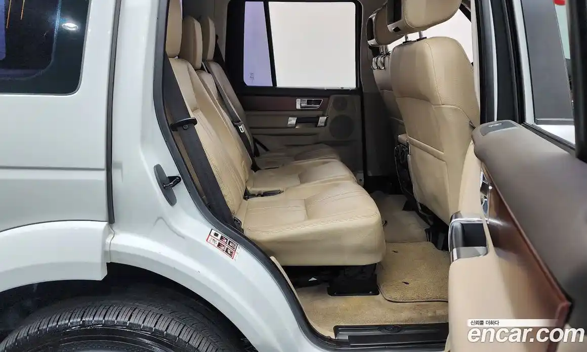 Land Rover Discovery 2016 3.0 гидро в Москве № 315946, фото 12