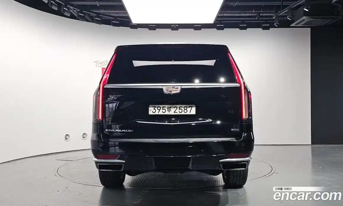 Cadillac Escalade 2021 6.2 гидро в Москве № 320951, фото 4