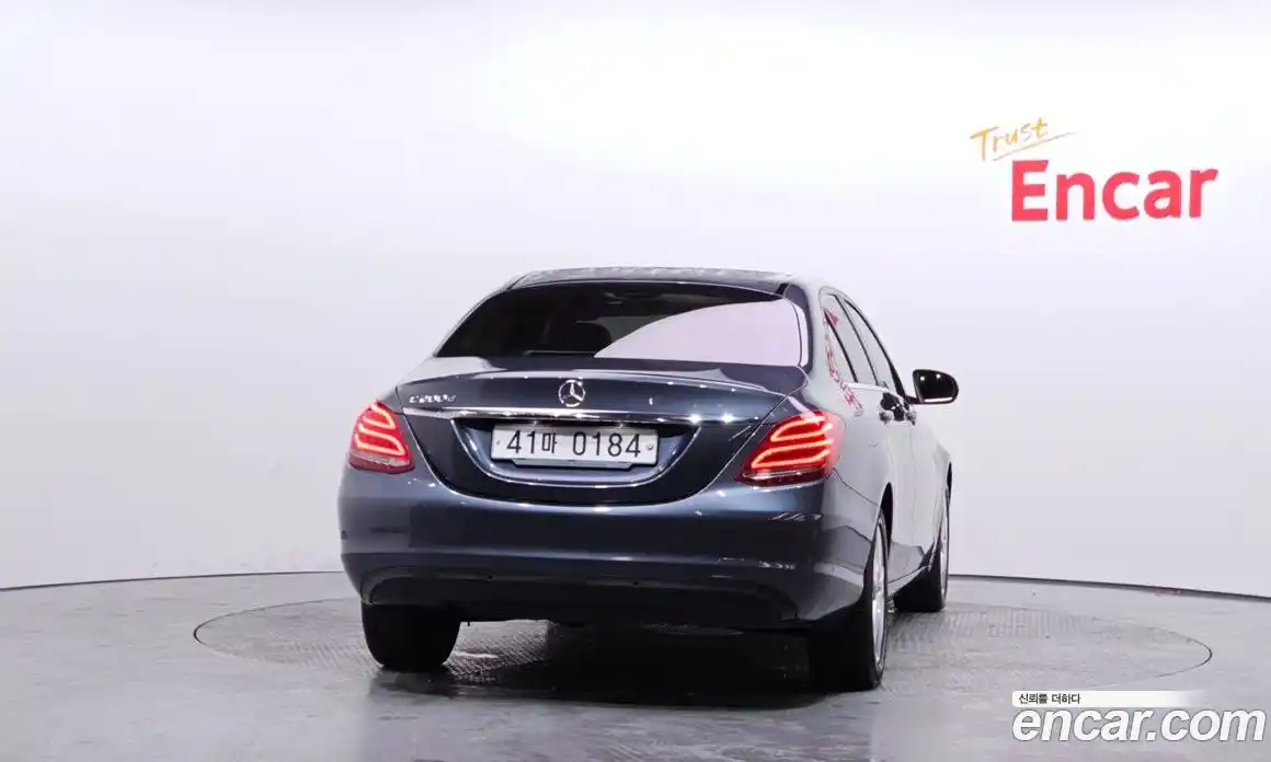 Mercedes-Benz C-Class 2016 1.6 гидро в Москве № 324906, фото 4