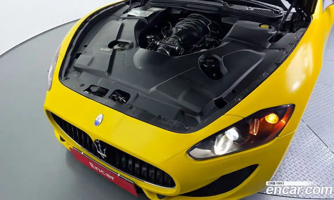 Maserati GranTurismo 2009 4.7 гидро в Москве № 331106, фото 6