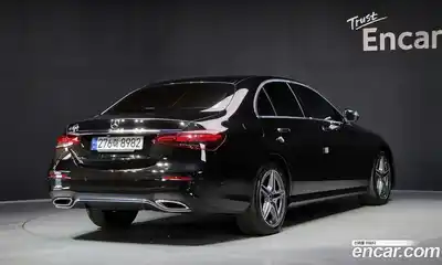 Mercedes-Benz E-Class 2022 2.0 гидро, миниатюра 2