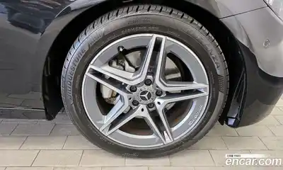 Mercedes-Benz E-Class 2022 2.0 гидро, миниатюра 5
