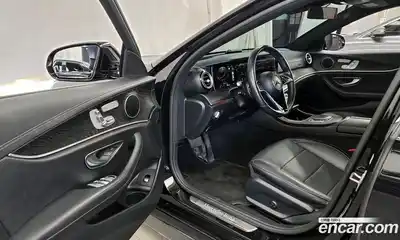 Mercedes-Benz E-Class 2022 2.0 гидро, миниатюра 10