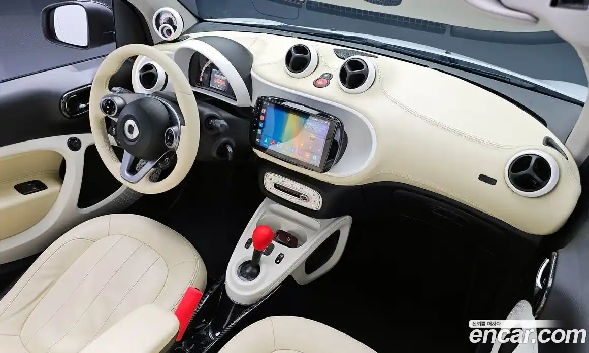 Smart Fortwo 2017 0.9 гидро в Москве № 381675, фото 7