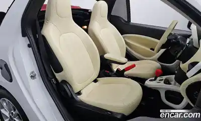 Smart Fortwo 2017 0.9 гидро в Москве № 381675, миниатюра 10