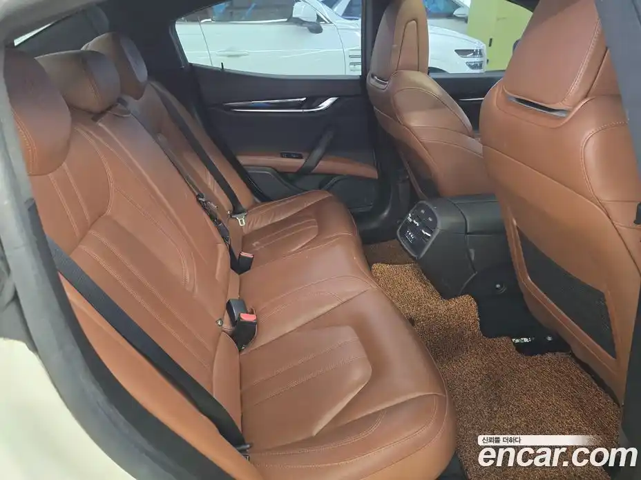 Maserati Ghibli 2019 3.0 гидро в Москве № 403878, фото 9