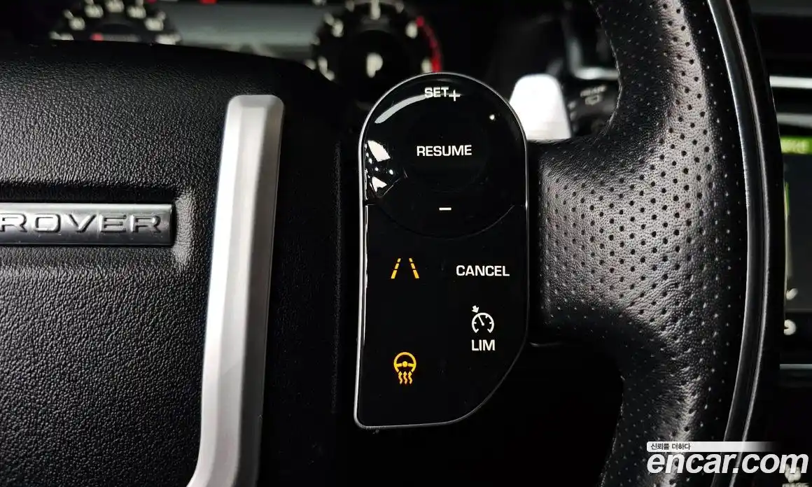 Land Rover Range-Rover Velar 2018 2.0 гидро в Москве № 431472, фото 9
