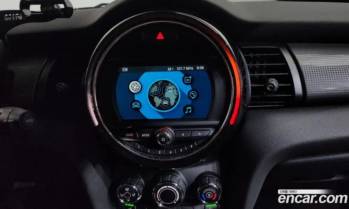 Mini Cooper 2020 1.5 гидро в Москве № 431833, фото 16