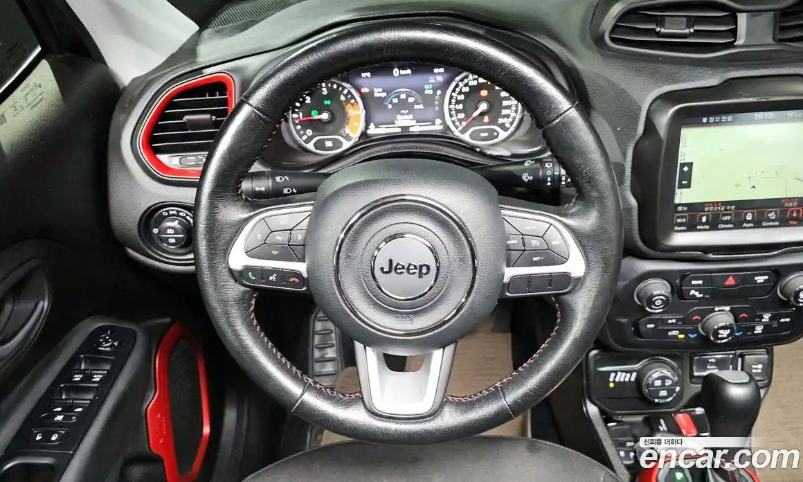 Jeep Renegade 2018 2.0 гидро в Москве № 432702, фото 13