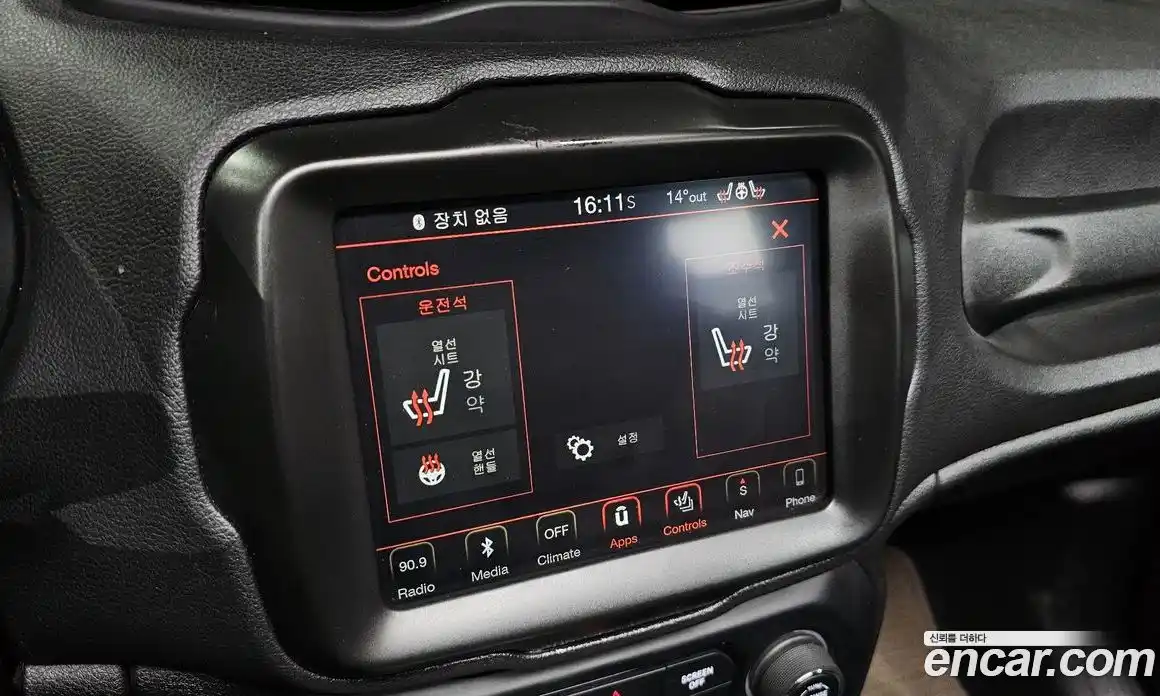 Jeep Renegade 2018 2.0 гидро в Москве № 432702, фото 17