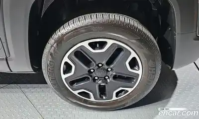 Jeep Renegade 2018 2.0 гидро в Москве № 432702, миниатюра 5
