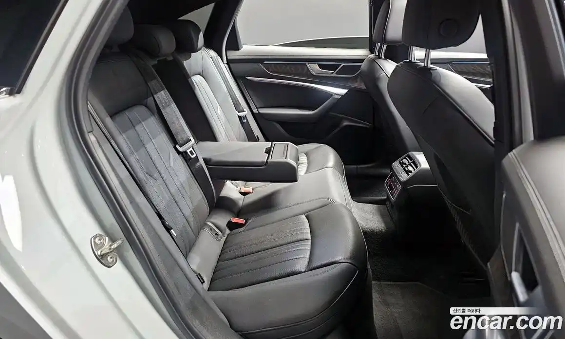 Audi A6 2021 2.0 гидро в Москве № 468790, фото 13