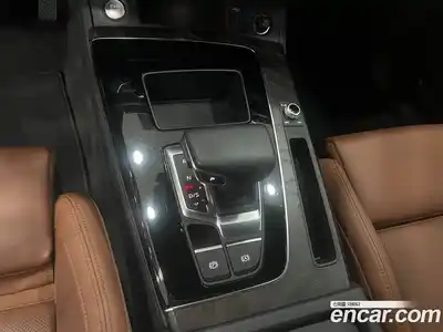 Audi Q5 2023 2.0 гидро в Москве № 497221, миниатюра 9