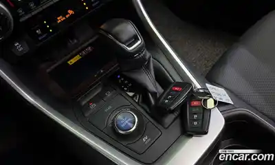 Toyota RAV4 2023 2.5 гидро в Москве № 584580, миниатюра 9