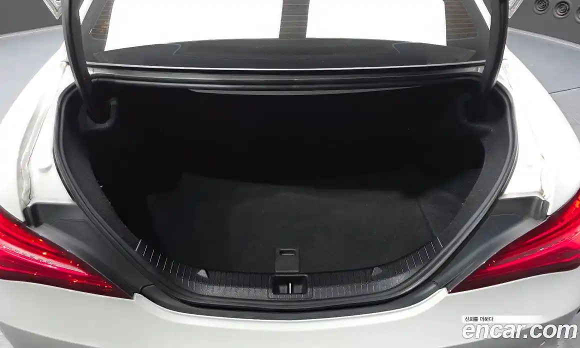 Mercedes-Benz CLA-Class 2018 2.0 гидро в Москве № 592550, фото 20