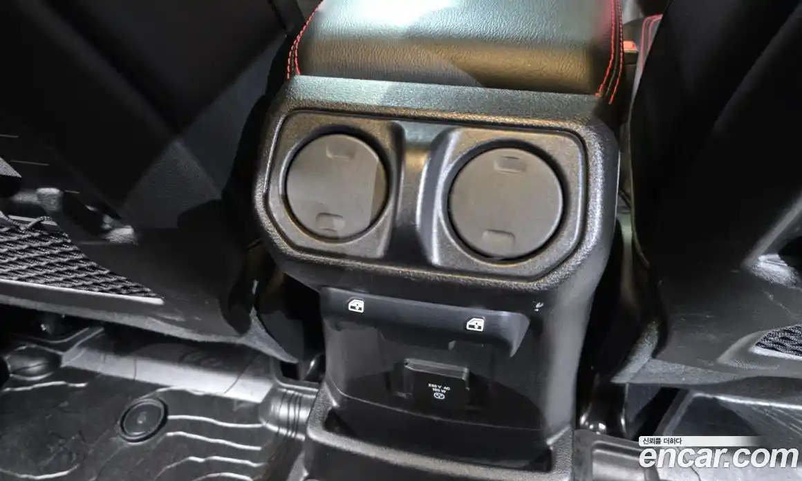 Jeep Wrangler 2019 2.0 гидро в Москве № 609668, фото 19