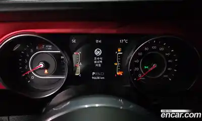 Jeep Wrangler 2019 2.0 гидро в Москве № 609668, миниатюра 8