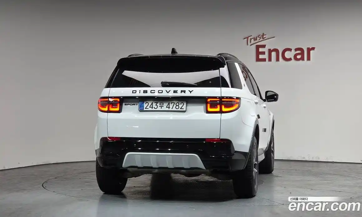 Land Rover Discovery Sport 2025 2.0 гидро в Москве № 627289, фото 3