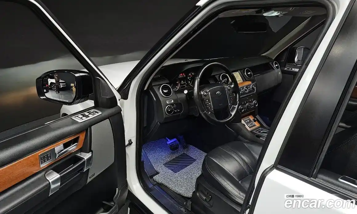 Land Rover Discovery 2015 3.0 гидро в Москве № 627613, фото 11