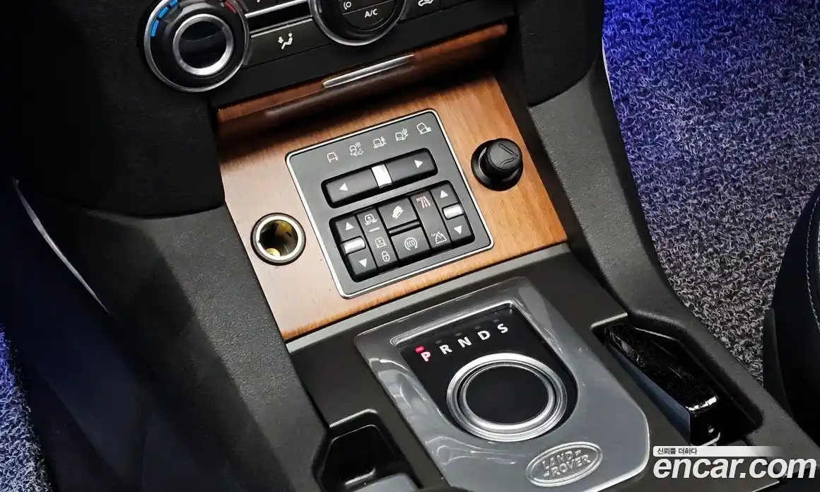 Land Rover Discovery 2015 3.0 гидро в Москве № 627613, фото 9
