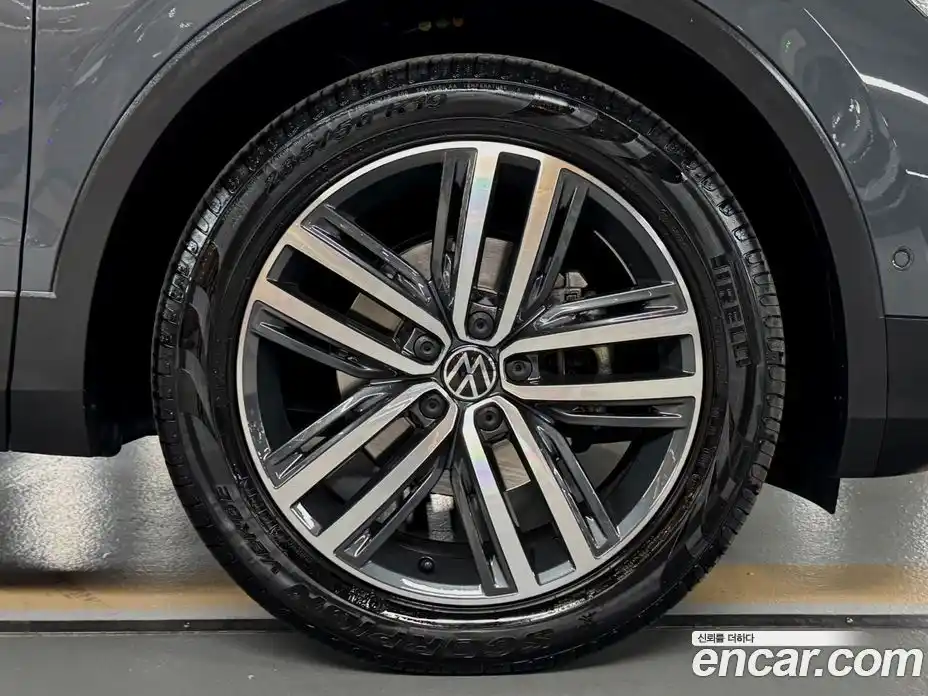 Volkswagen Tiguan 2024 2.0 гидро в Москве № 628841, фото 5