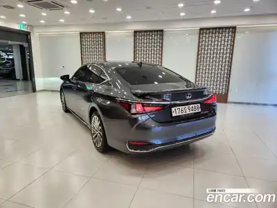 Lexus ES 2025 2.5 вариатор в Москве № 680331, миниатюра 2
