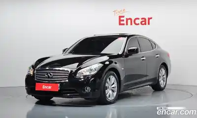 Infiniti M, 2011