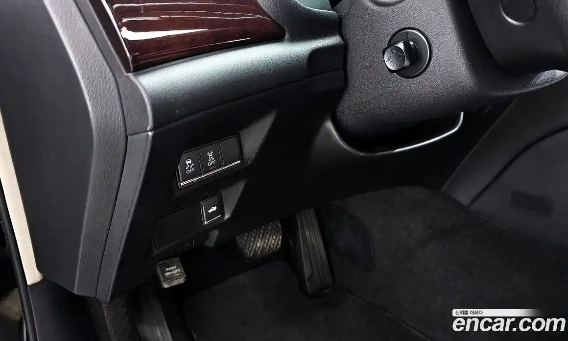 Infiniti M 2011 3.7 гидро в Москве № 716985, фото 14